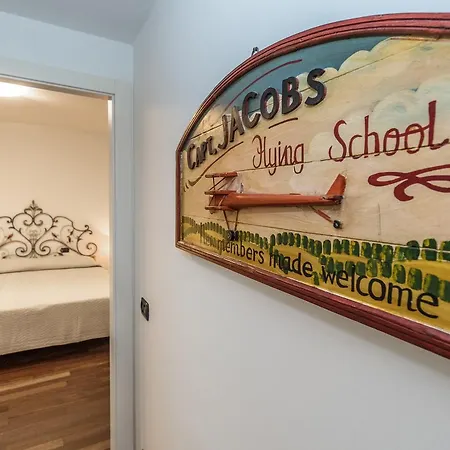 Le Torri In Darsena Lägenhet *